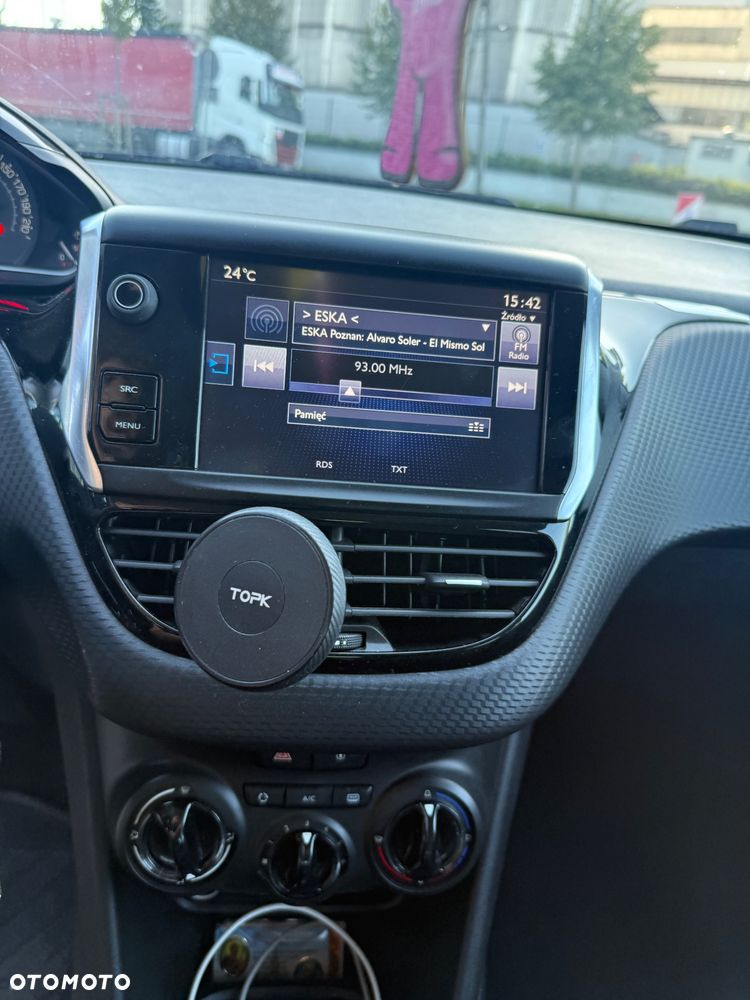 Peugeot 208 1.2 PureTech Style - 11