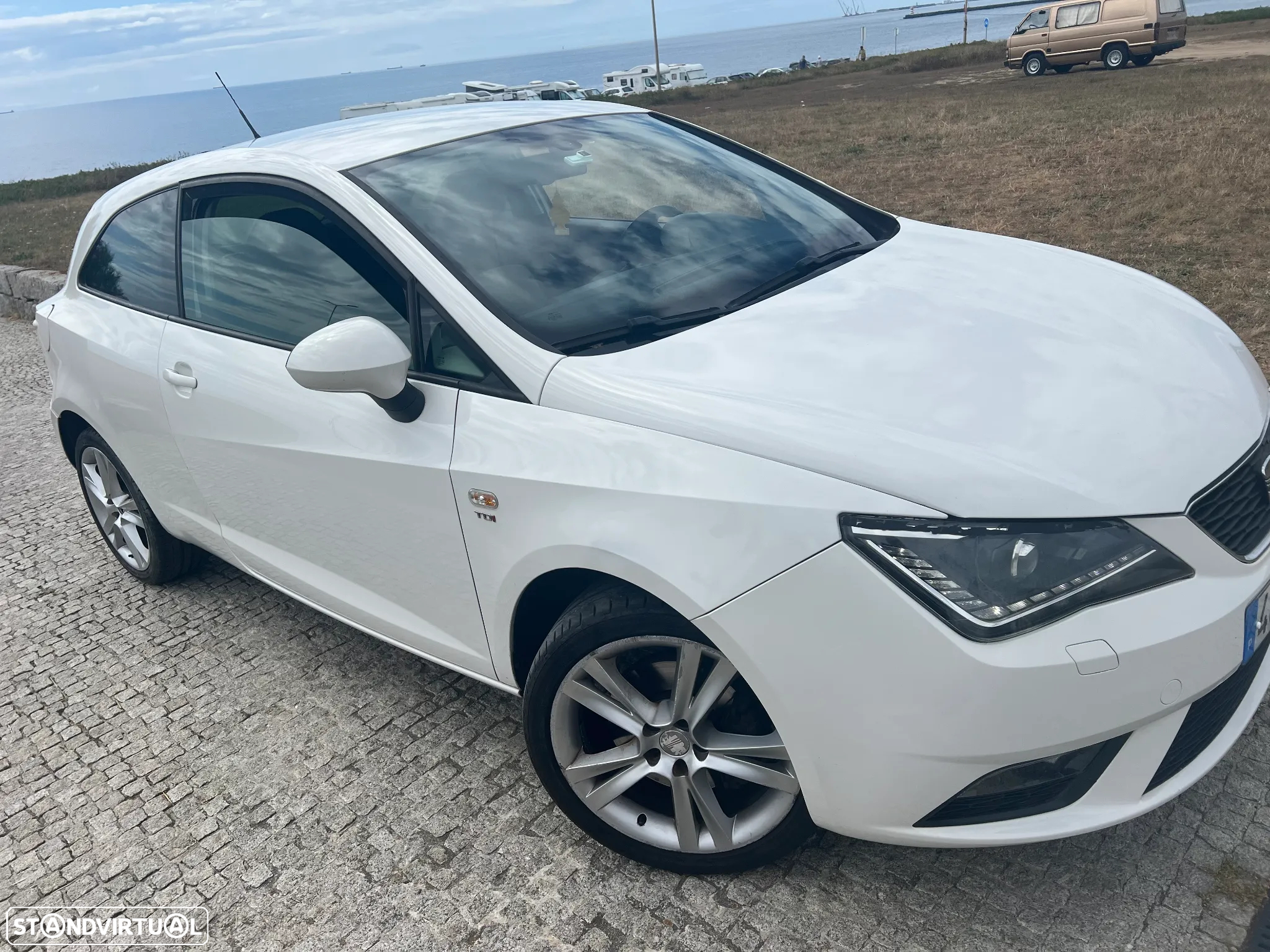 SEAT Ibiza 1.6 TDI Copa Plus DPF - 6