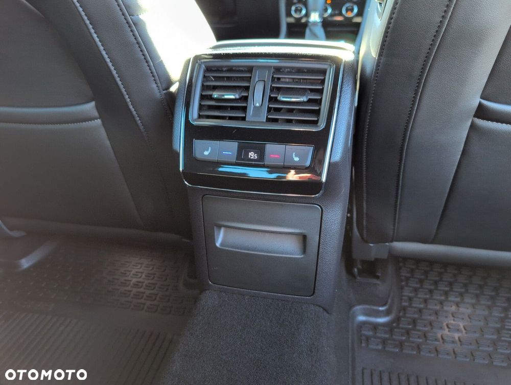 Skoda Superb 2.0 TSI 4x4 L&K DSG - 15