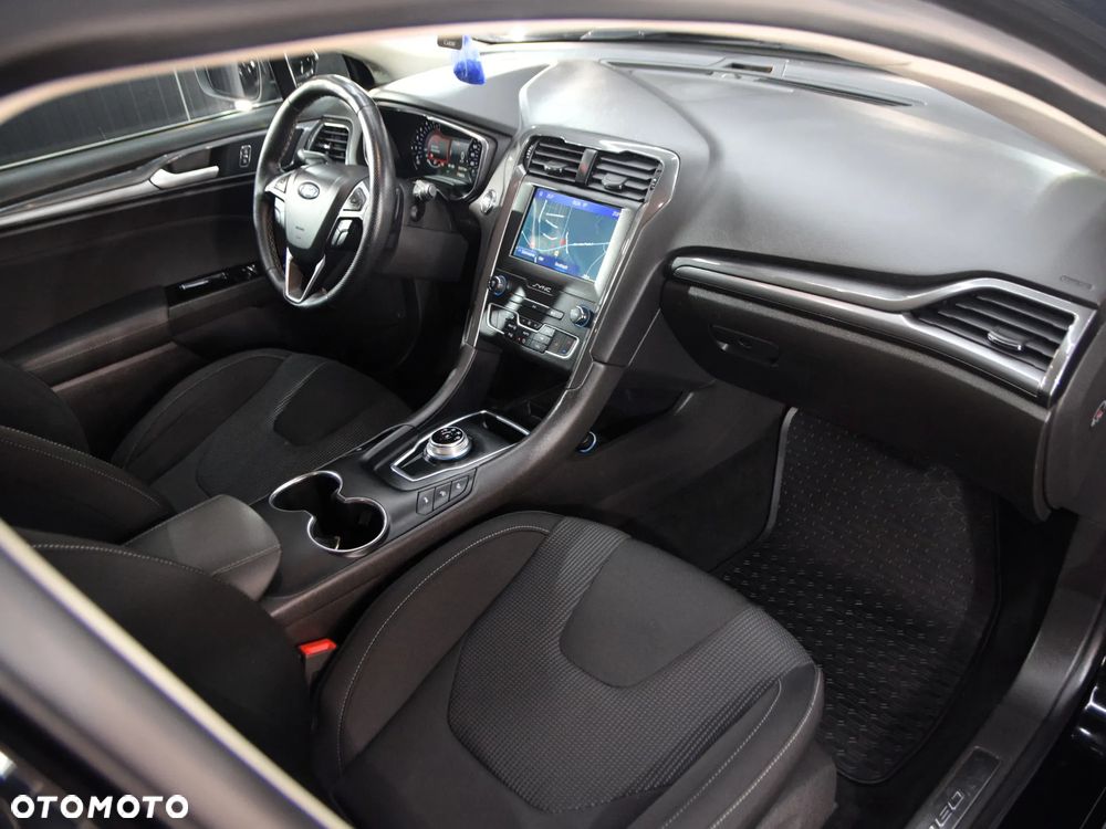 Ford Mondeo 2.0 TDCi Titanium PowerShift - 8