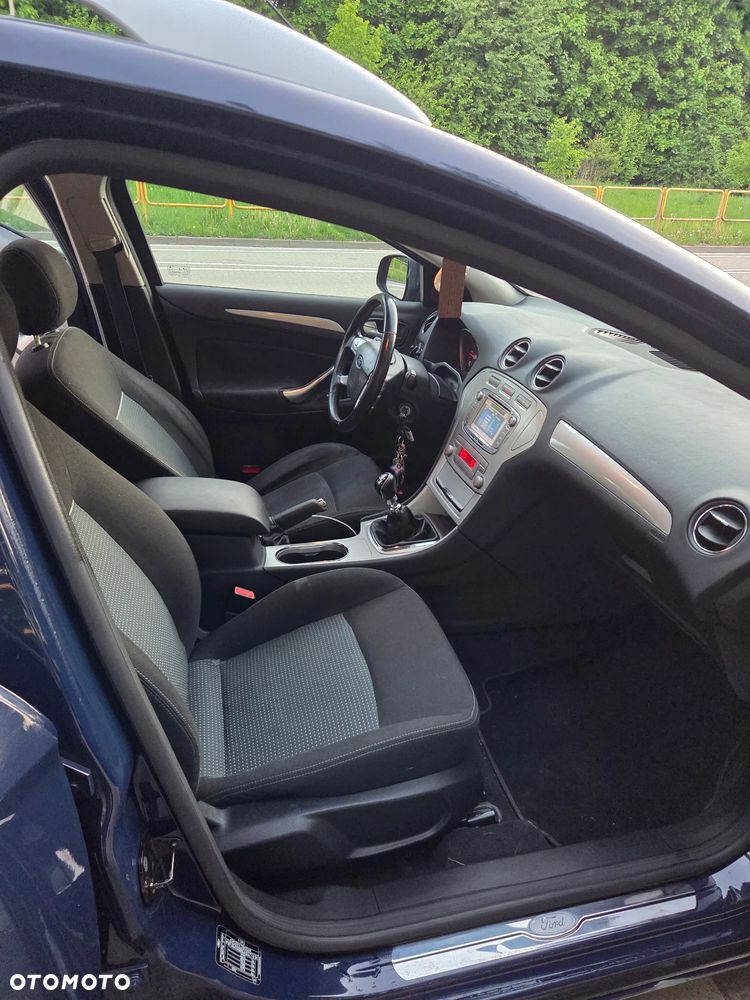 Ford Mondeo 2.0 TDCi Trend - 9