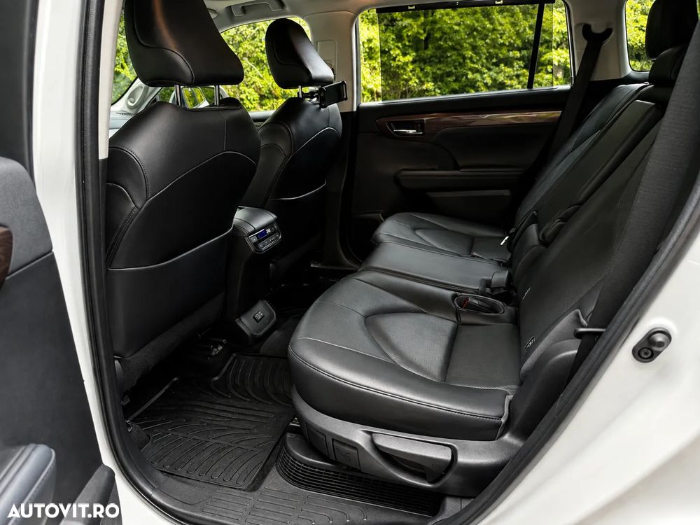 Toyota Highlander 2.5 L Dynamic Force 248CP Luxury Pearly - 7