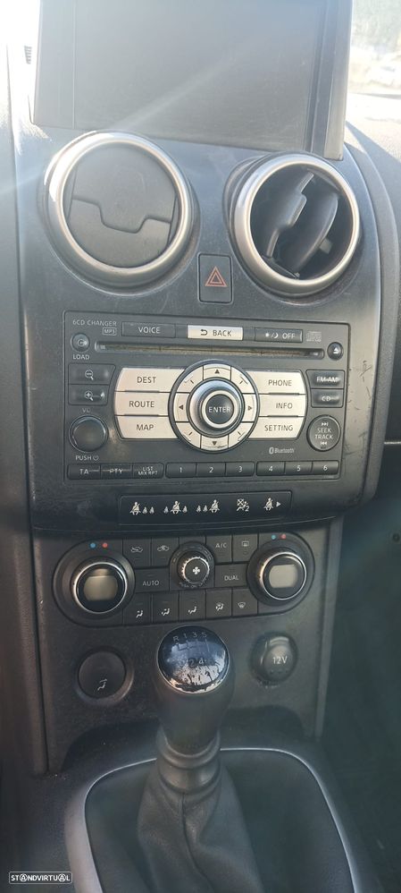 Nissan Qashqai 2.0 dCi Tekna FPD - 12