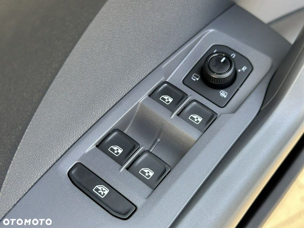 Volkswagen T-Cross 1.0 TSI Life DSG - 24