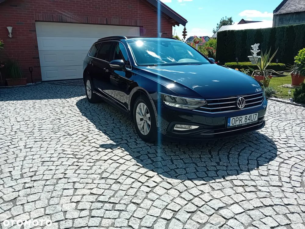 Volkswagen Passat - 2
