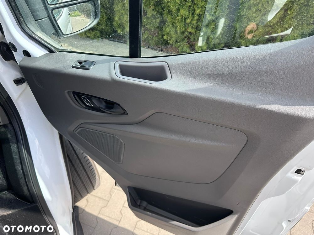 Ford Transit - 14