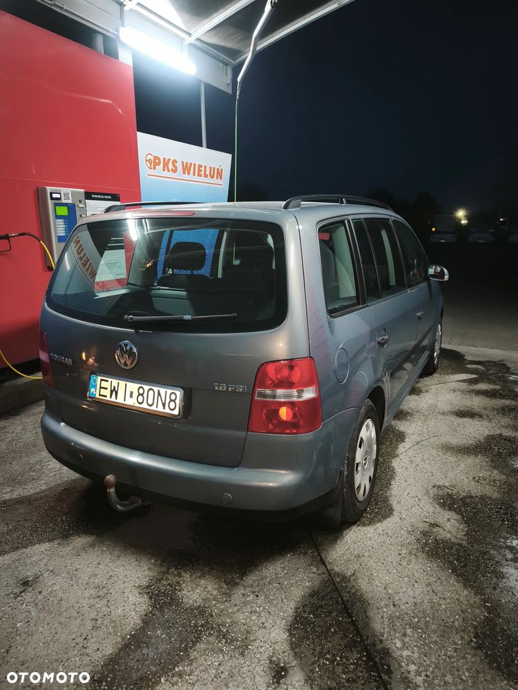 Volkswagen Touran 1.6 FSI Automatik Goal - 5