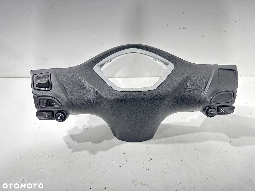 Obudowa licznika Piaggio Liberty 50 16-22r. - 1