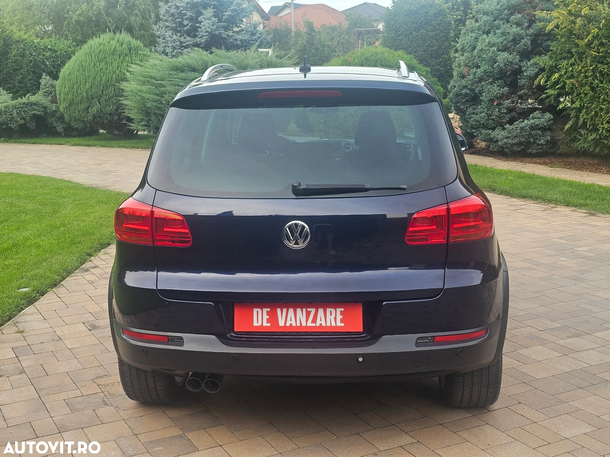 Volkswagen Tiguan 2.0 TDI 4Motion DSG Sport & Style - 16