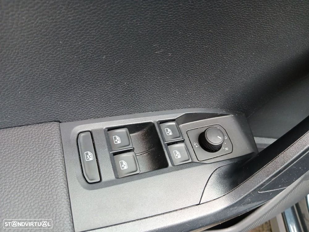 SEAT Arona 1.0 TSI Style DSG - 13
