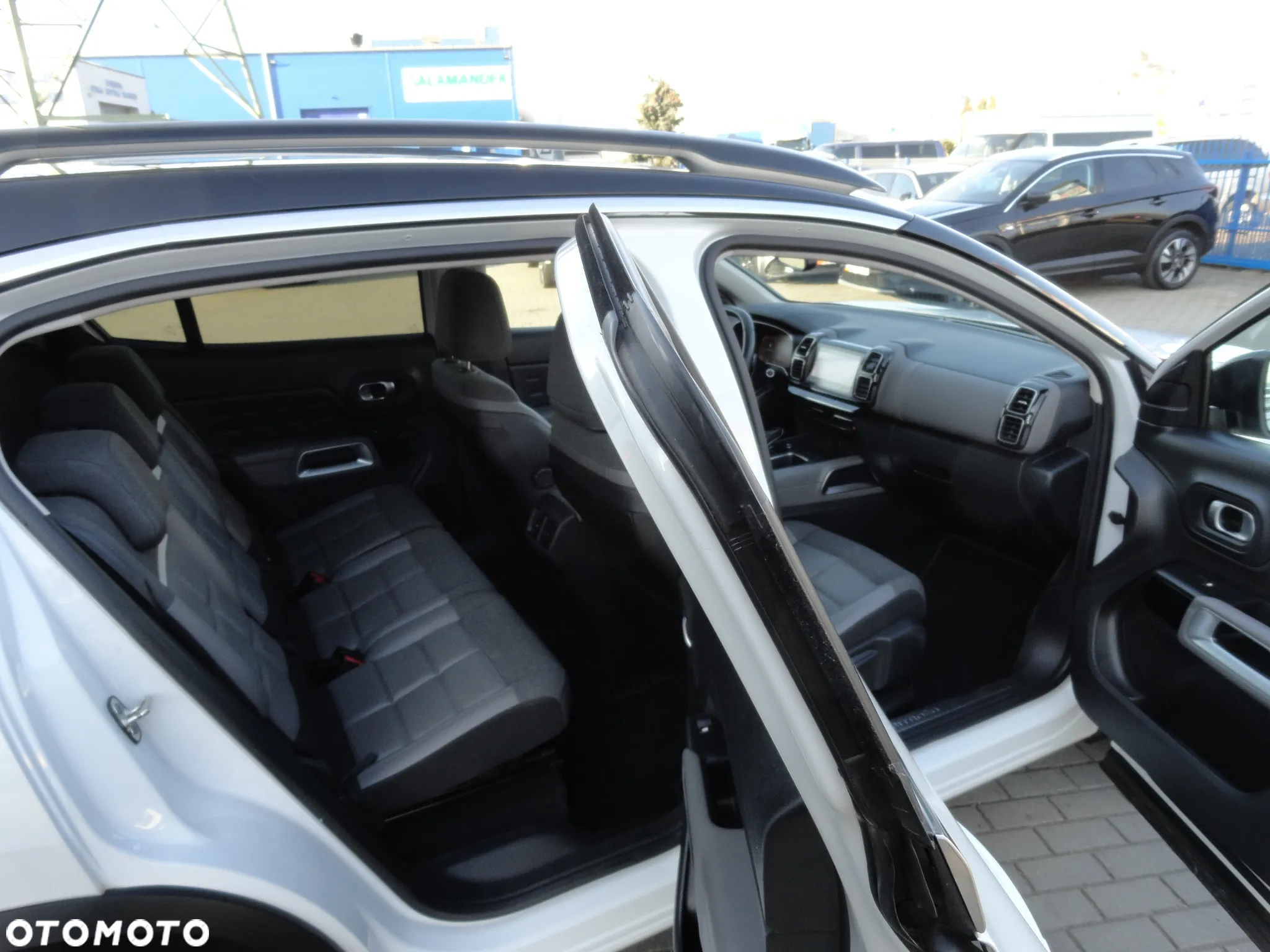 Citroën C5 Aircross 1.6 PureTech Shine EAT8 - 10