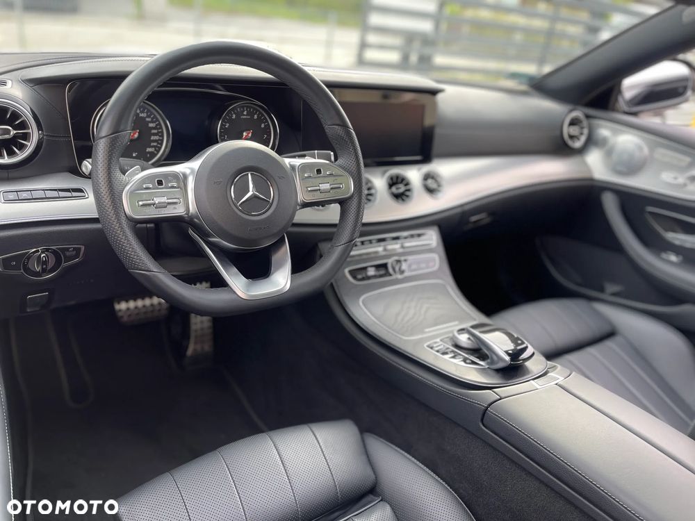 Mercedes-Benz Klasa E 300 Coupe 9G-TRONIC - 21