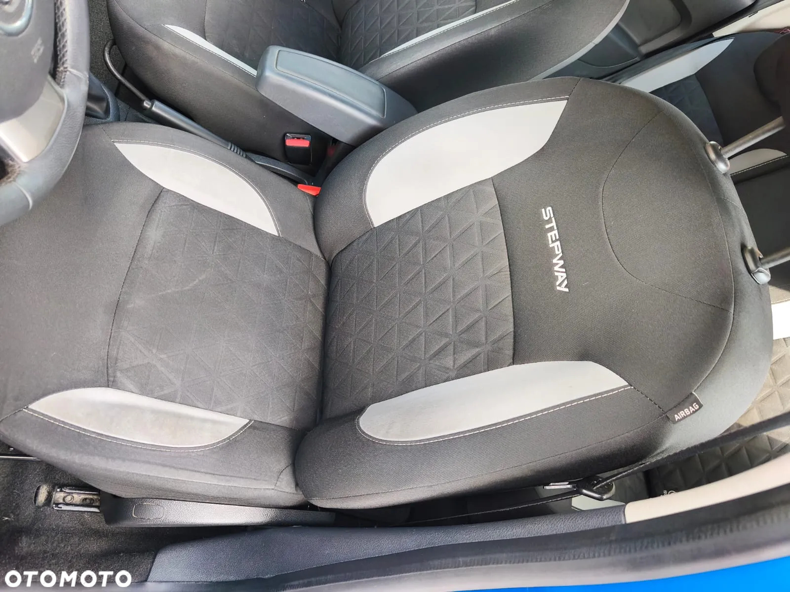 Dacia Sandero - 9