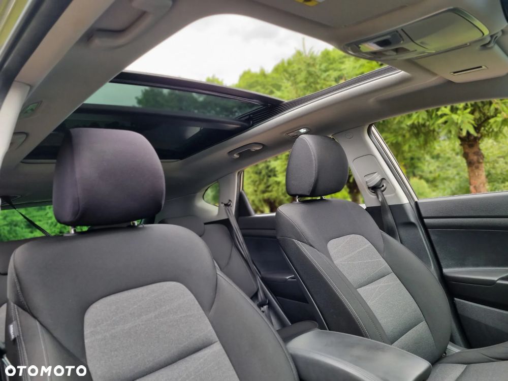 Hyundai Tucson blue 1.6 CRDi 4WD DCT Premium - 16