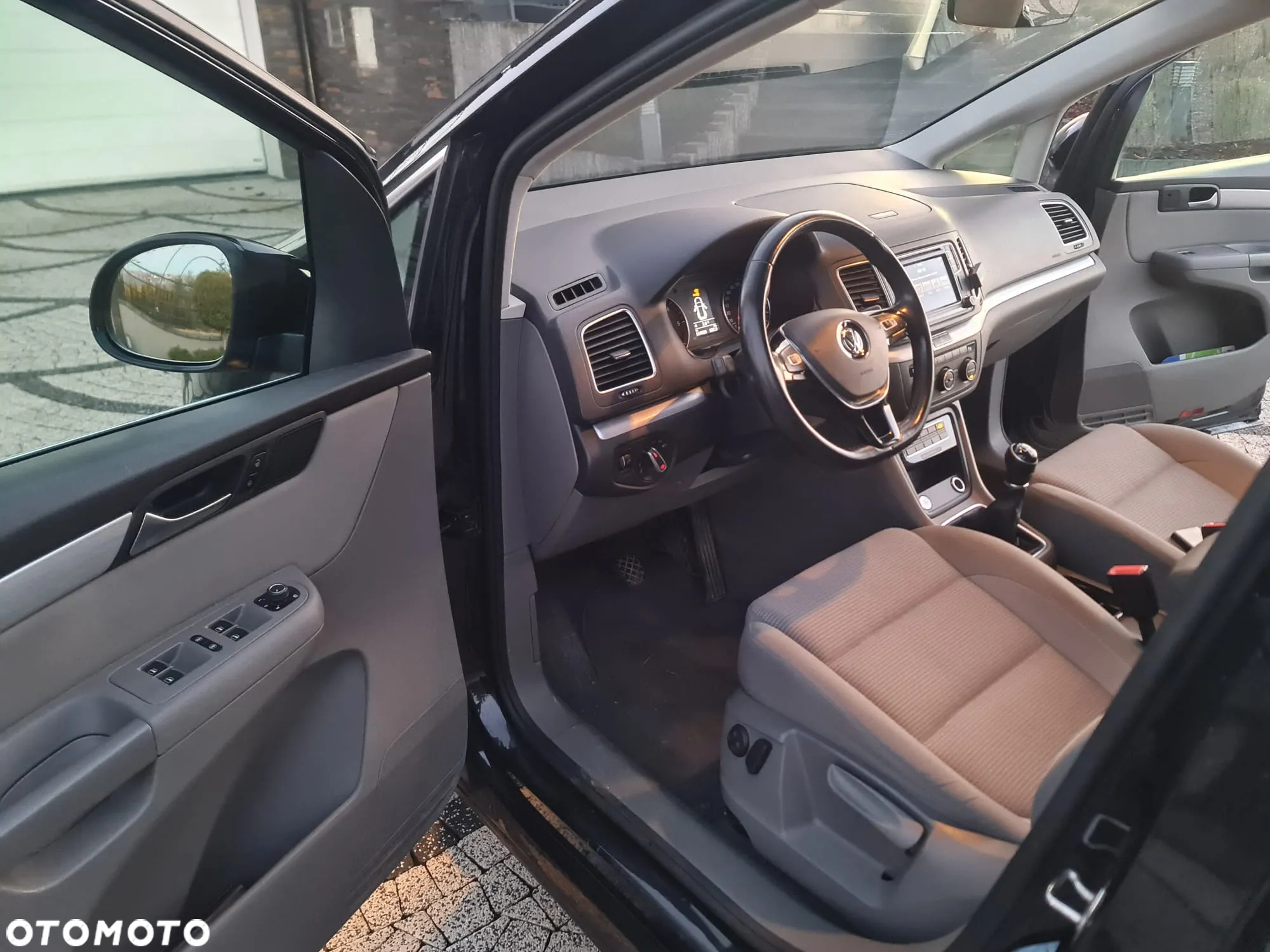 Volkswagen Sharan 2.0 TDI (BlueMotion Technology) Highline - 12