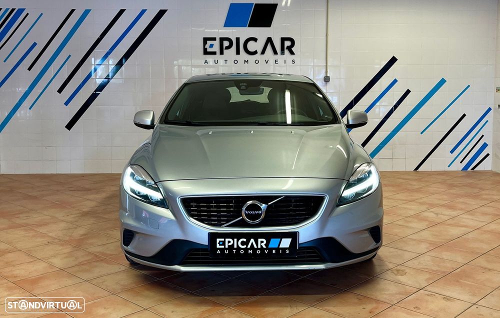 Volvo V40 2.0 D2 R-Design Momentum - 3