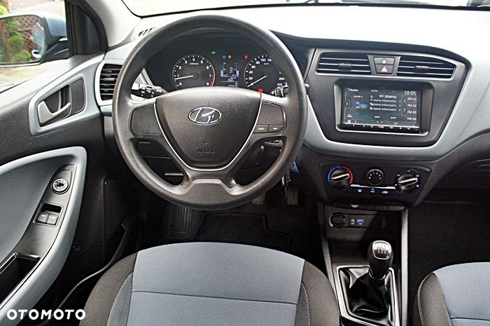 Hyundai i20 1.2 YES - 19