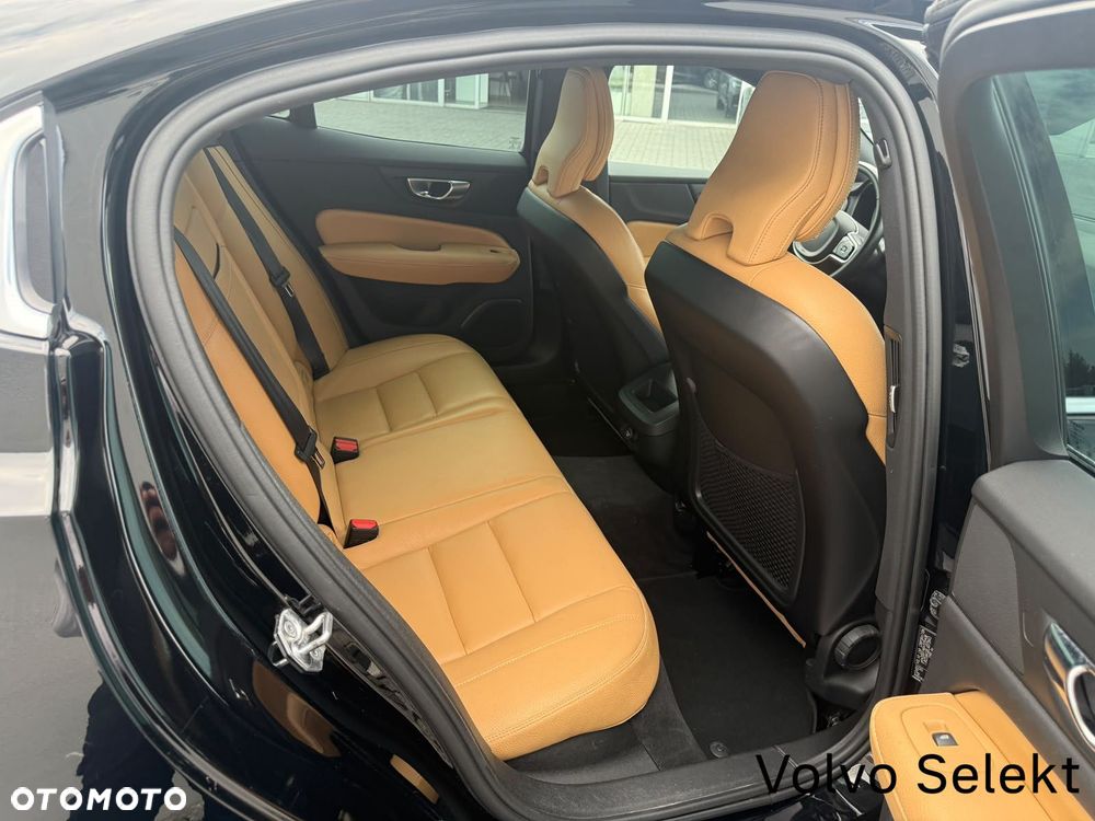 Volvo S60 - 31