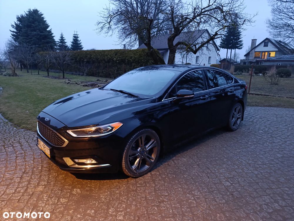 Ford Fusion - 1