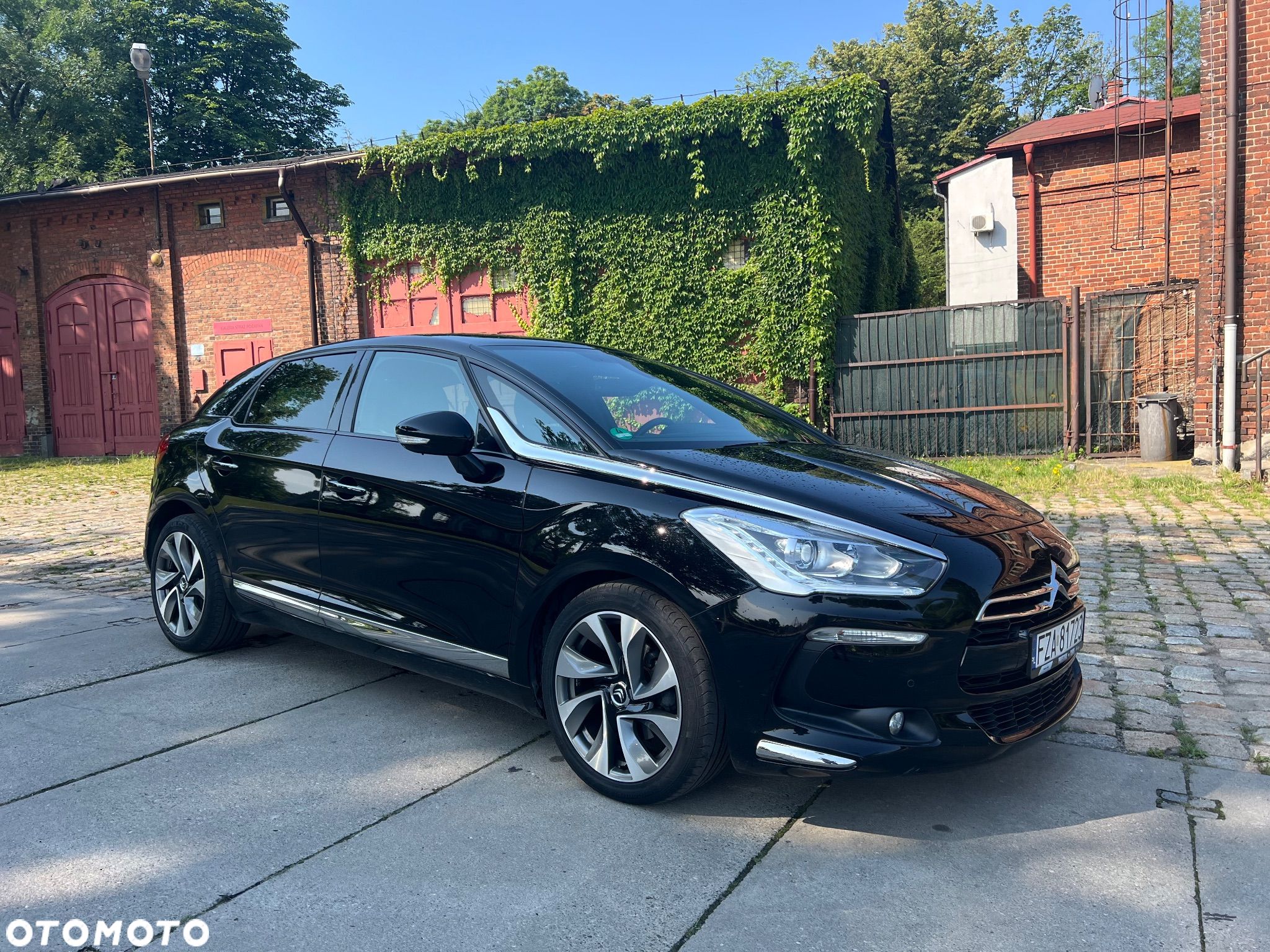 Citroën DS5 1.6 THP SoChic - 1