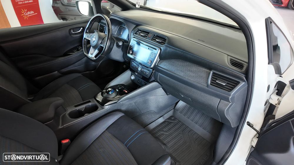 Nissan Leaf N-Connecta - 35