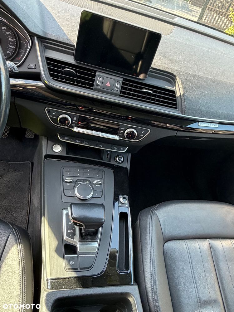 Audi Q5 45 TFSI quattro S tronic design - 15