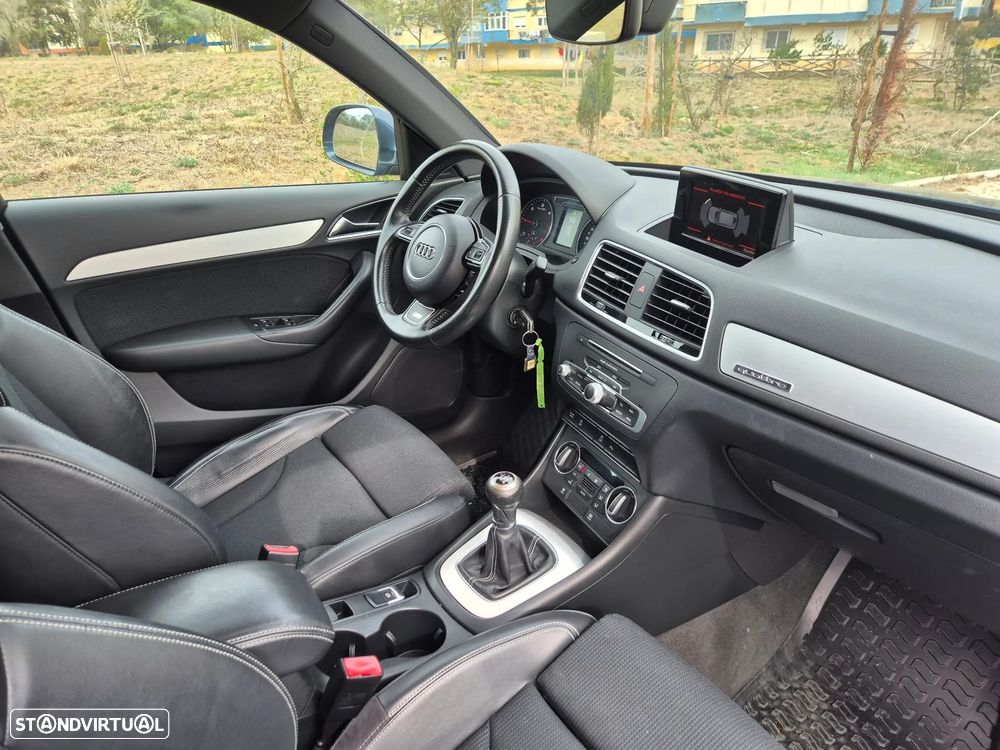 Audi Q3 2.0 TDI S-line - 10