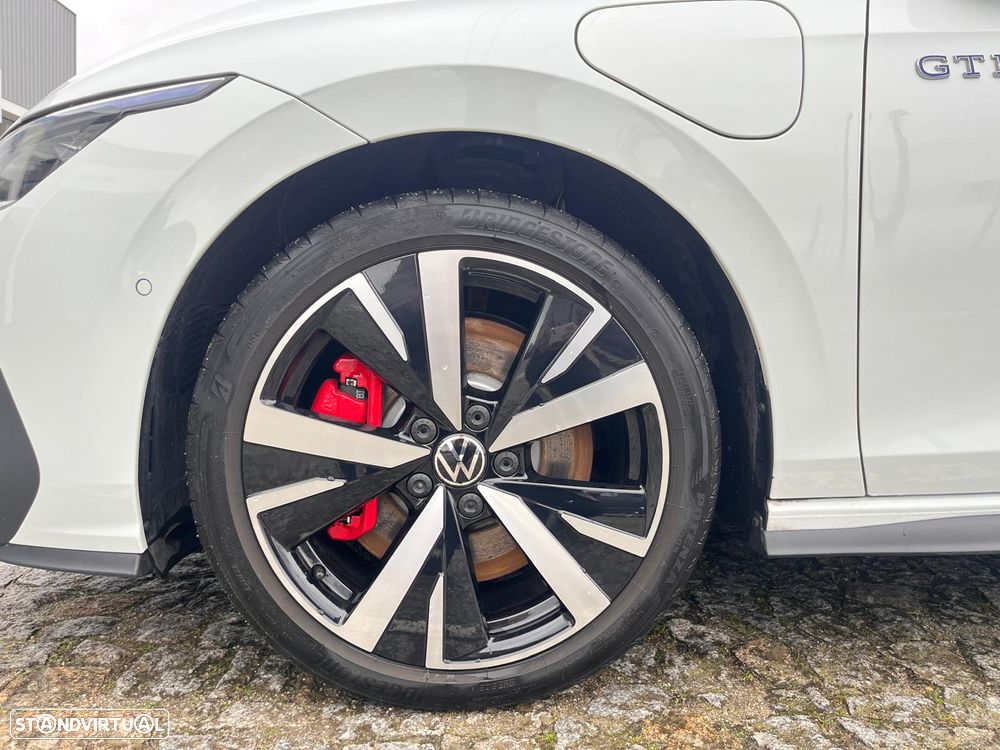 VW Golf 1.5 TSI e-Hybrid GTE DSG - 23