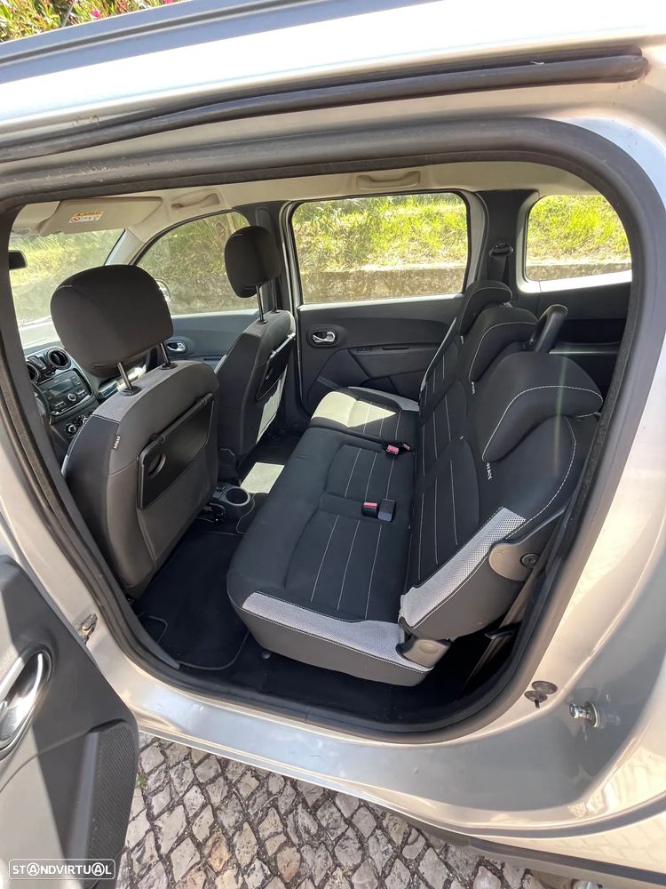 Dacia Lodgy 1.2 TCe Confort 7L - 11