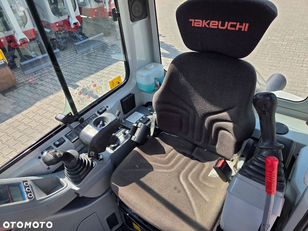 Takeuchi Koparka Minikoparka Takeuchi TB225 V3 Powertilt + 3 łyżki - 15