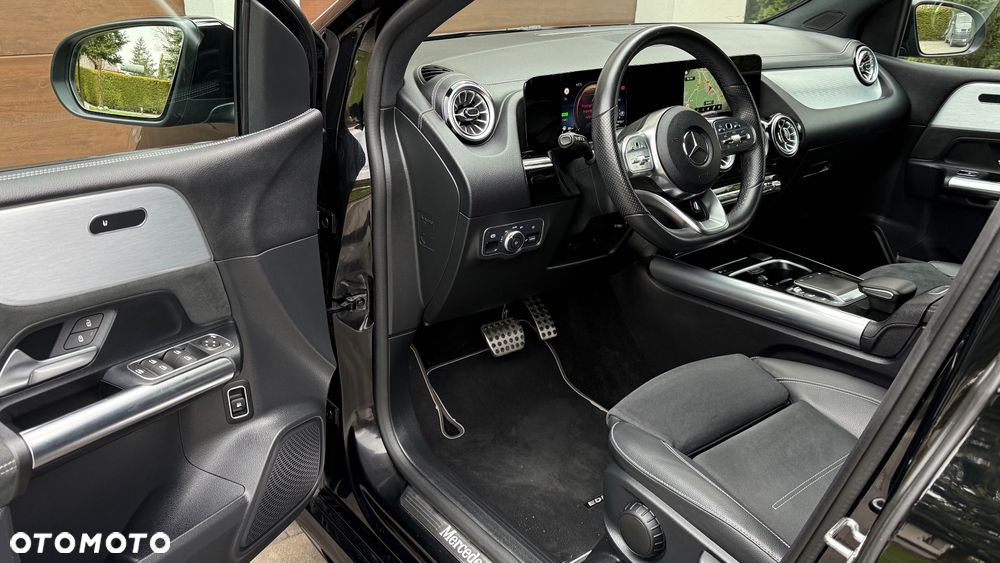 Mercedes-Benz Klasa B 250 e PHEV AMG Line 8G-DCT - 15