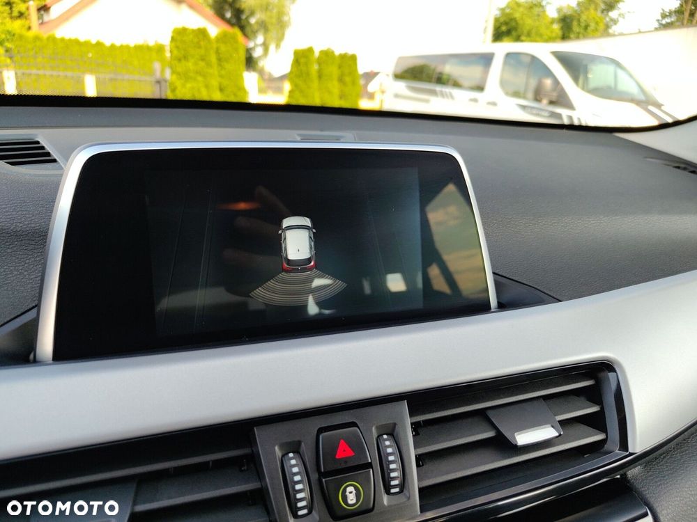 BMW X1 sDrive18i - 29