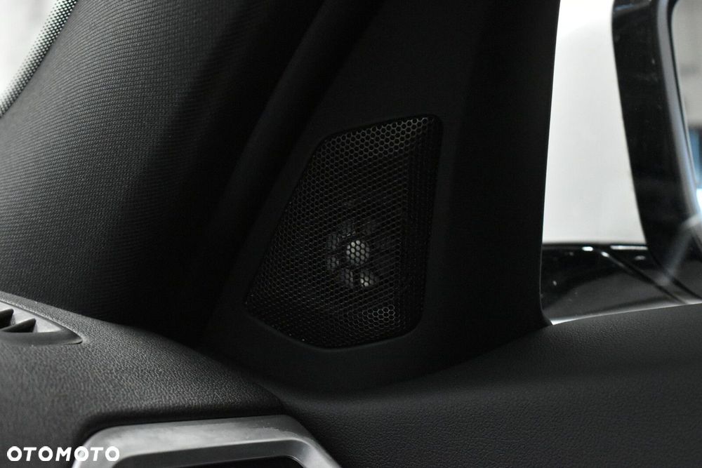 BMW Seria 3 - 23