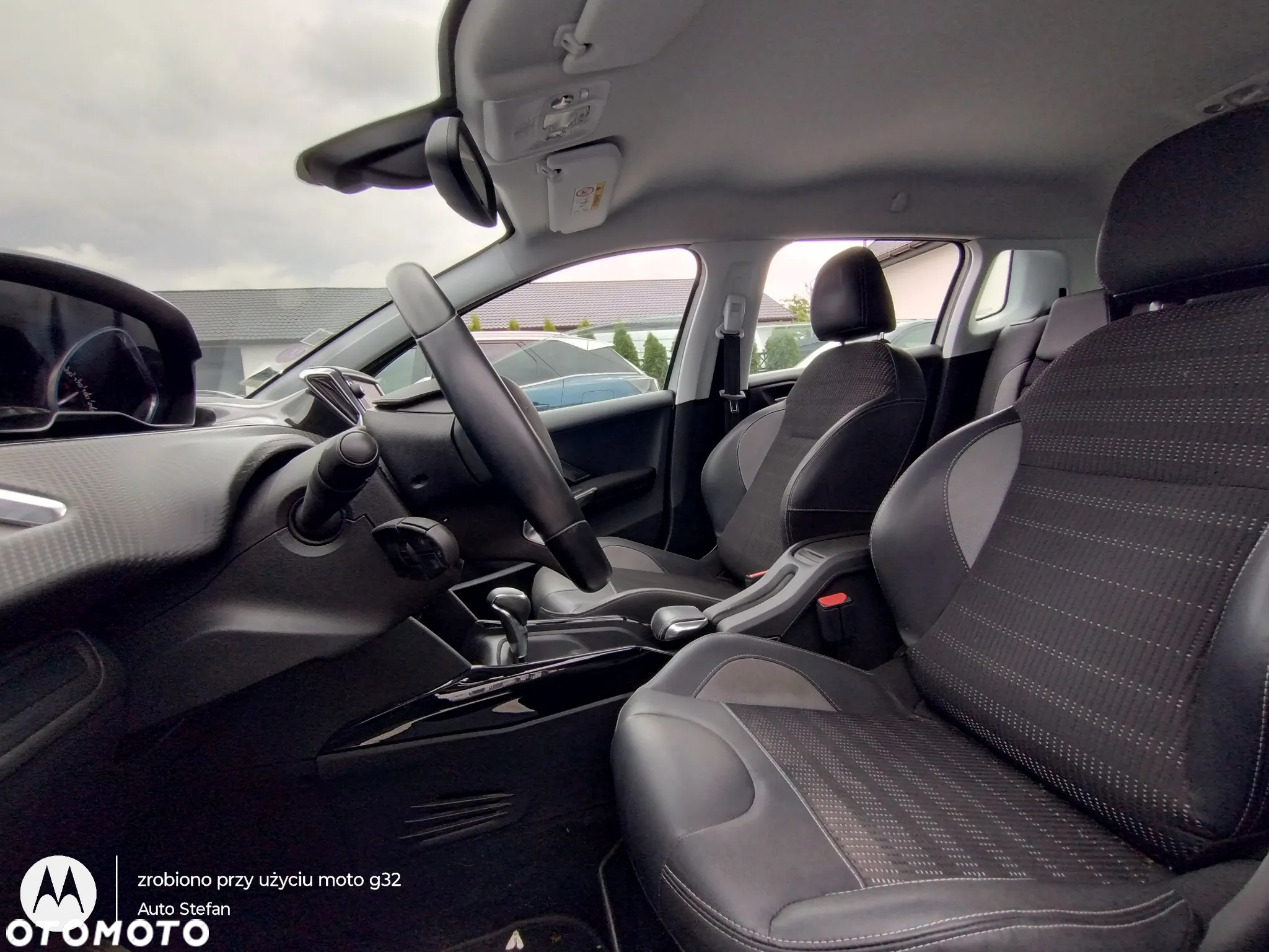 Peugeot 2008 - 17