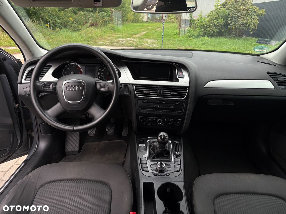Audi A4 Avant 2.0 TDI - 11