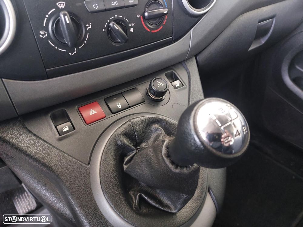 Peugeot Partner 1.6 BlueHDi Style - 19