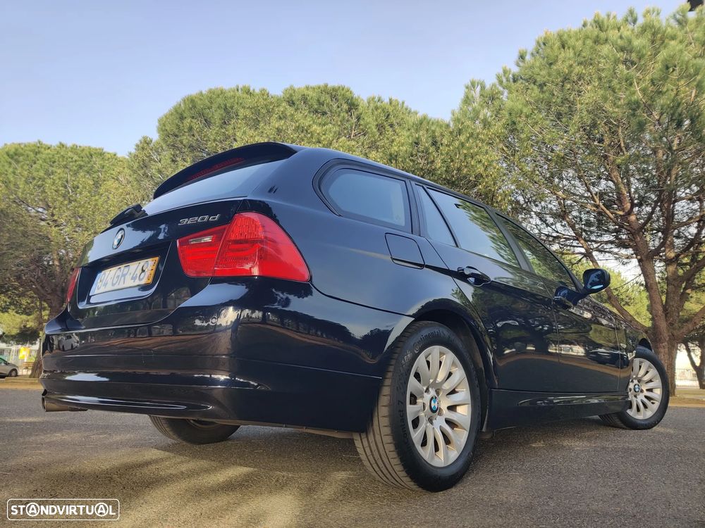 BMW 320 d Sport - 7