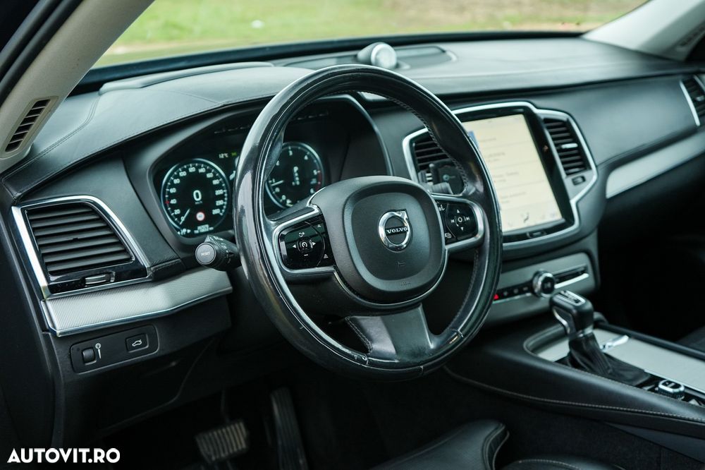 Volvo XC 90 D5 AWD Geartonic First Edition - 23
