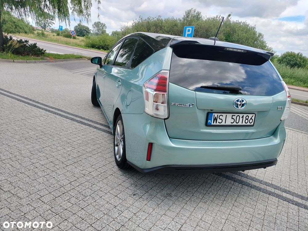 Toyota Prius 1.8 Hybrid Premium - 11