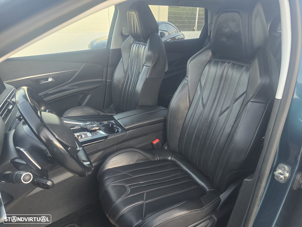 Peugeot 5008 1.5 BlueHDi Allure EAT8 - 16