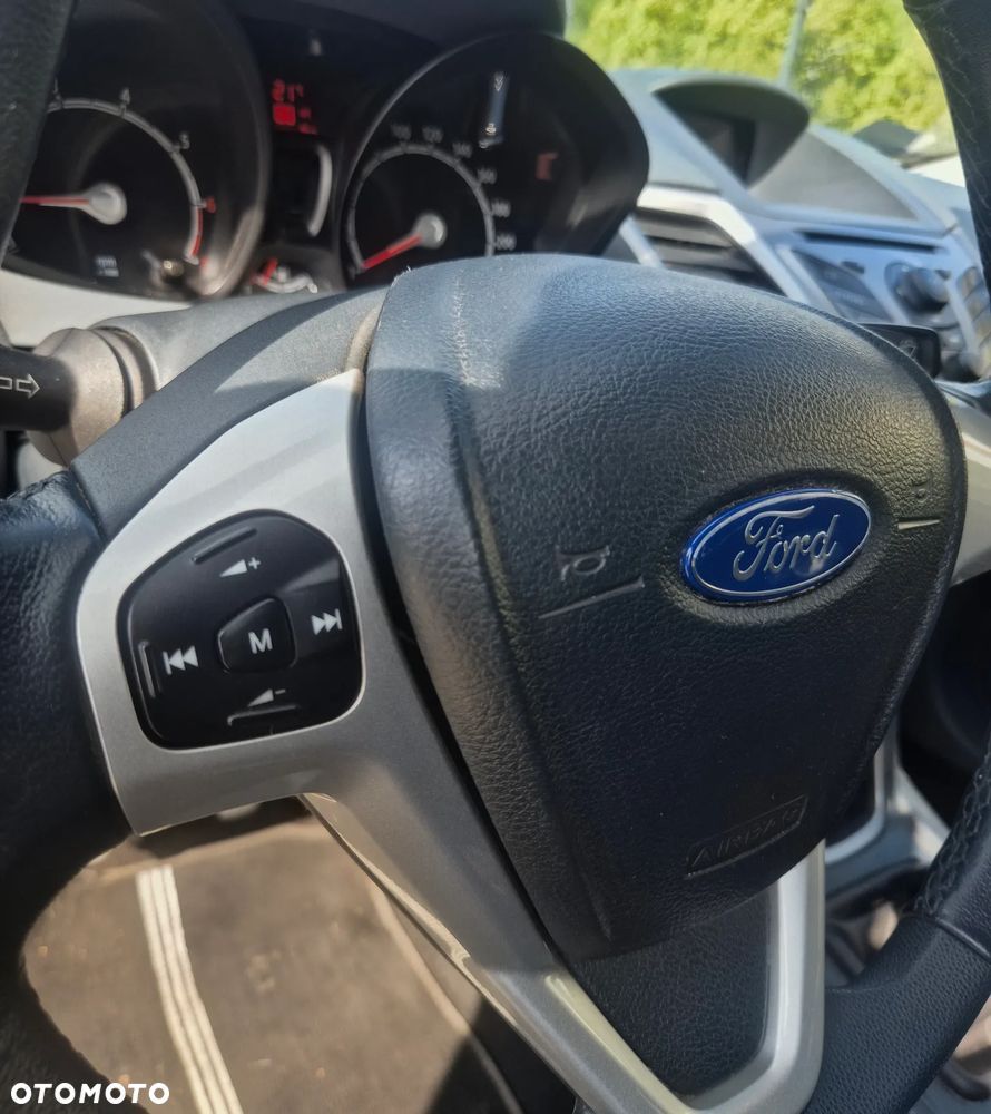 Ford Fiesta 1.25 Titanium - 16