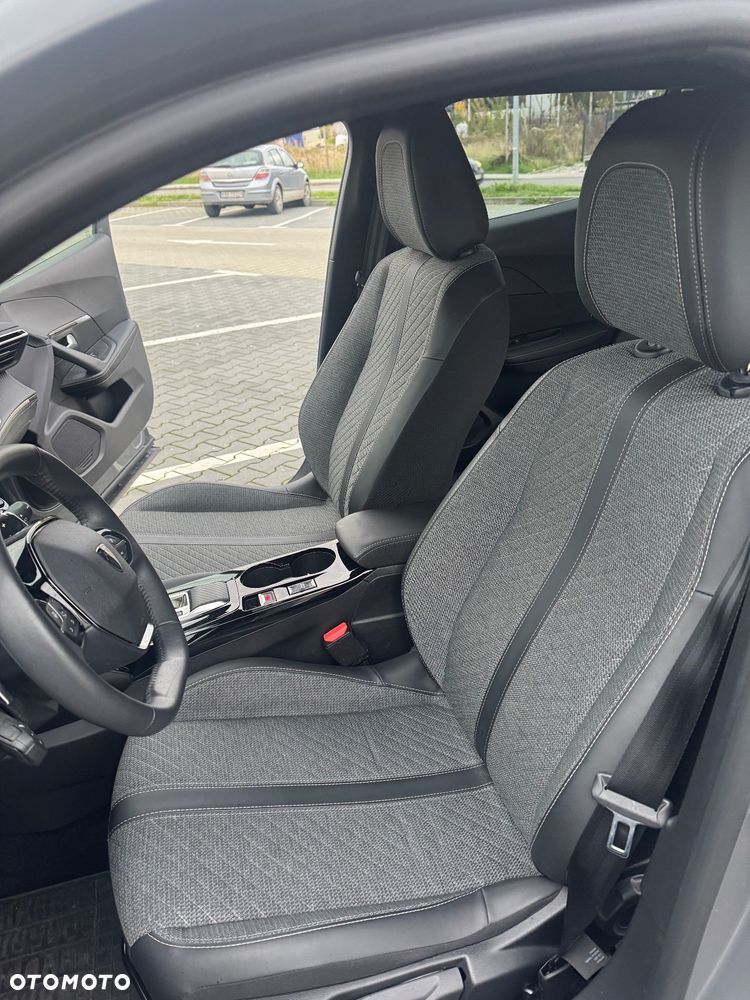 Peugeot 2008 1.2 PureTech Allure S&S EAT8 - 15