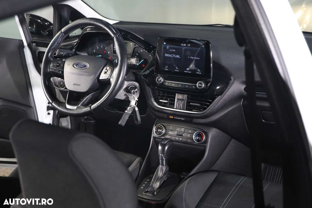 Ford Fiesta 1.0 EcoBoost Powershift Trend - 33