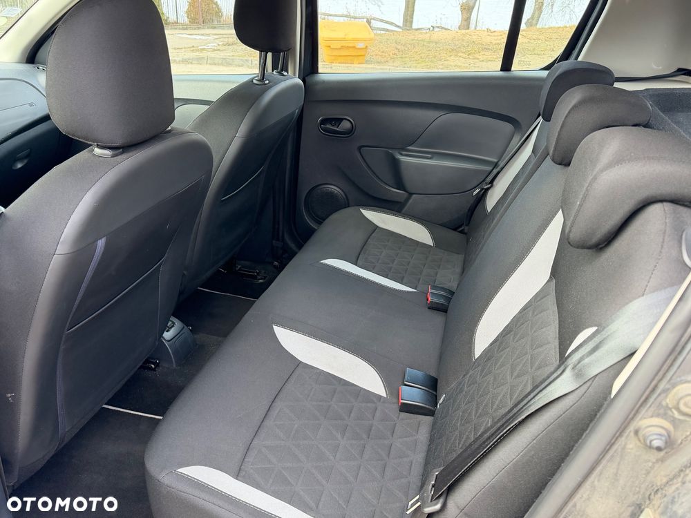 Dacia Sandero Stepway dCi 90 Prestige - 14