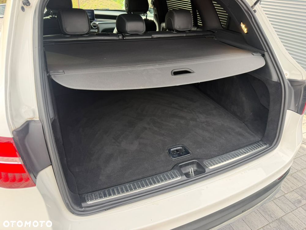 Mercedes-Benz GLC 220 d 4Matic 9G-TRONIC - 23