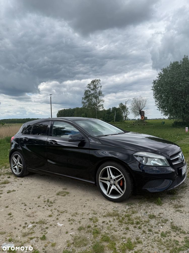 Mercedes-Benz Klasa A 160 d AMG Line - 3