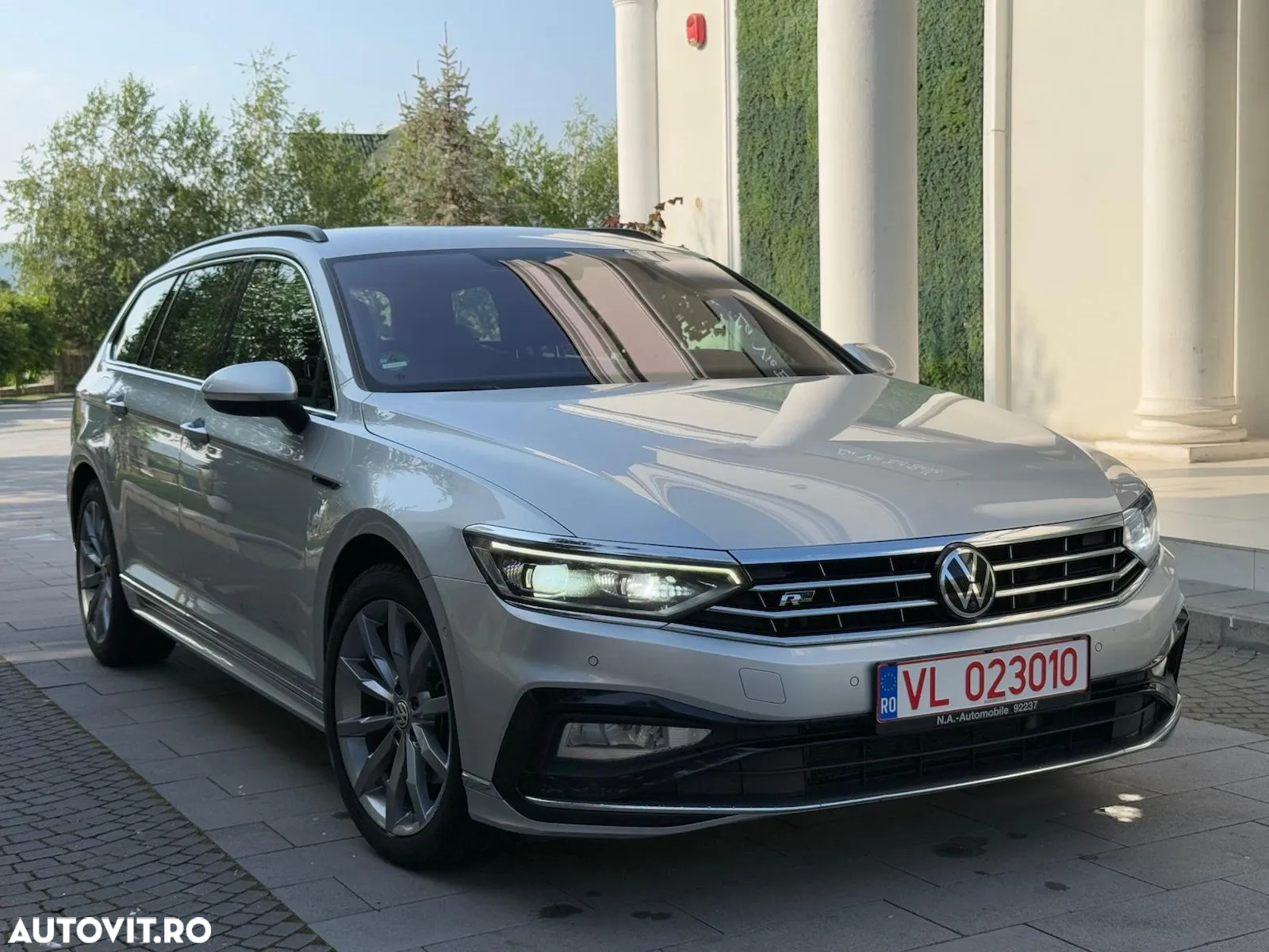 Volkswagen Passat Variant 2.0 TDI SCR DSG Business - 10