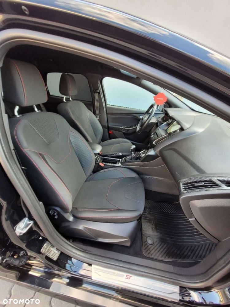 Ford Focus 2.0 TDCi ST-Line Black ASS - 16