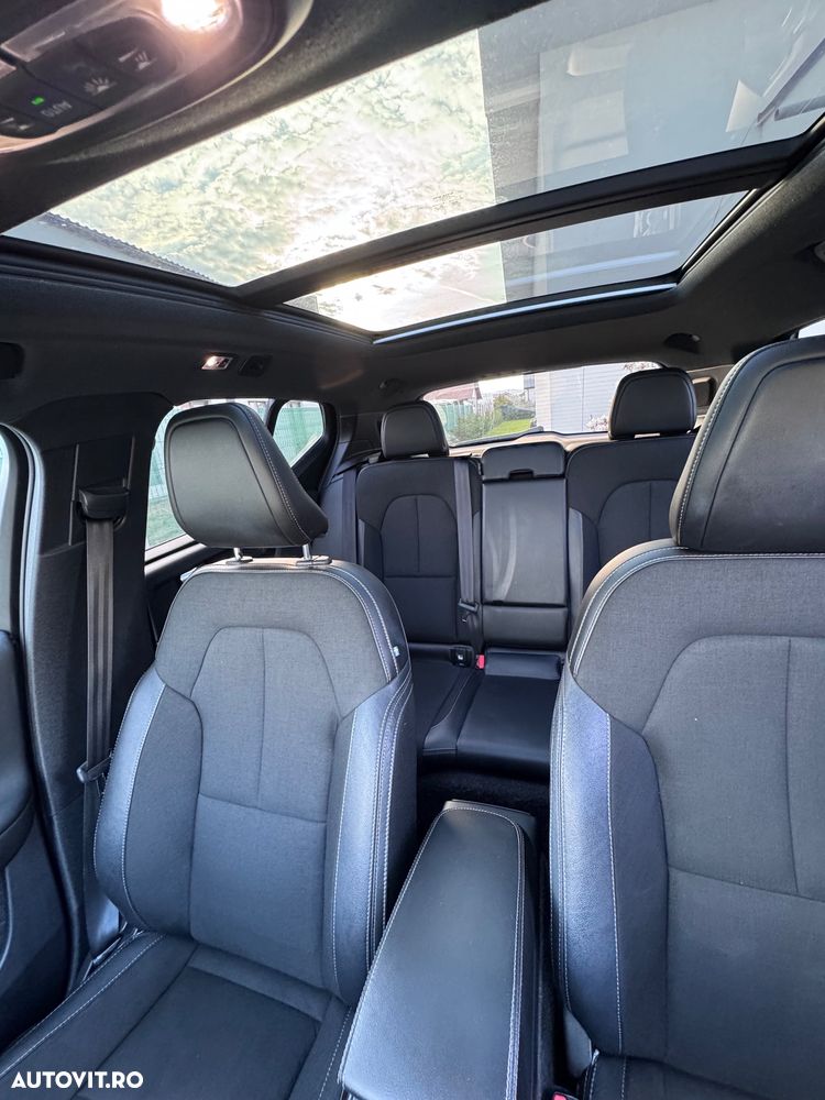 Volvo XC 40 D3 AWD Momentum Pro - 40
