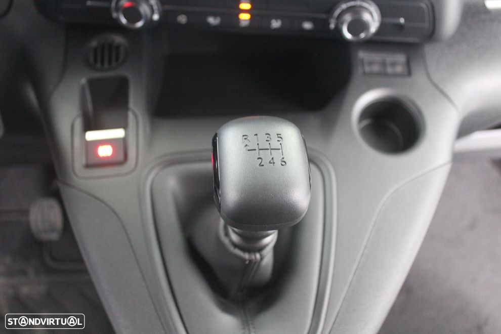 Peugeot Partner Partner Standard 1.5 Bluehdi - 21